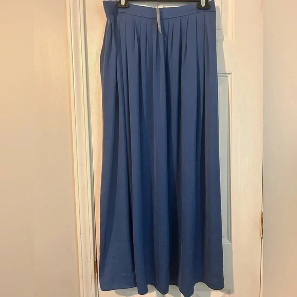 Chico’s Pleated Maxi Skirt - Picture 3 of 5
